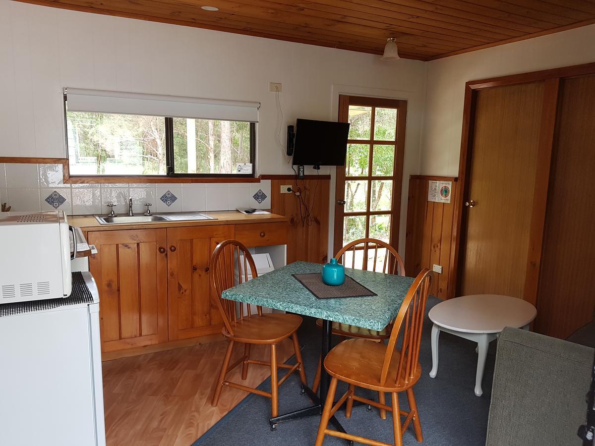 Strahan Retreat Holiday Park Zewnętrze zdjęcie